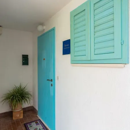 Franica Apartment *